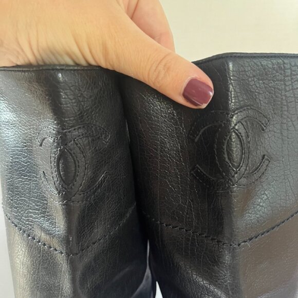 Chanel Black Leather Knee High Boots Size 38 / US 7.5 - Picture 5 of 14